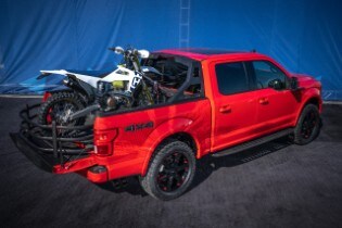 Ford Accessories Ford F-150 Lariat Sport Crew Cab with Bl...